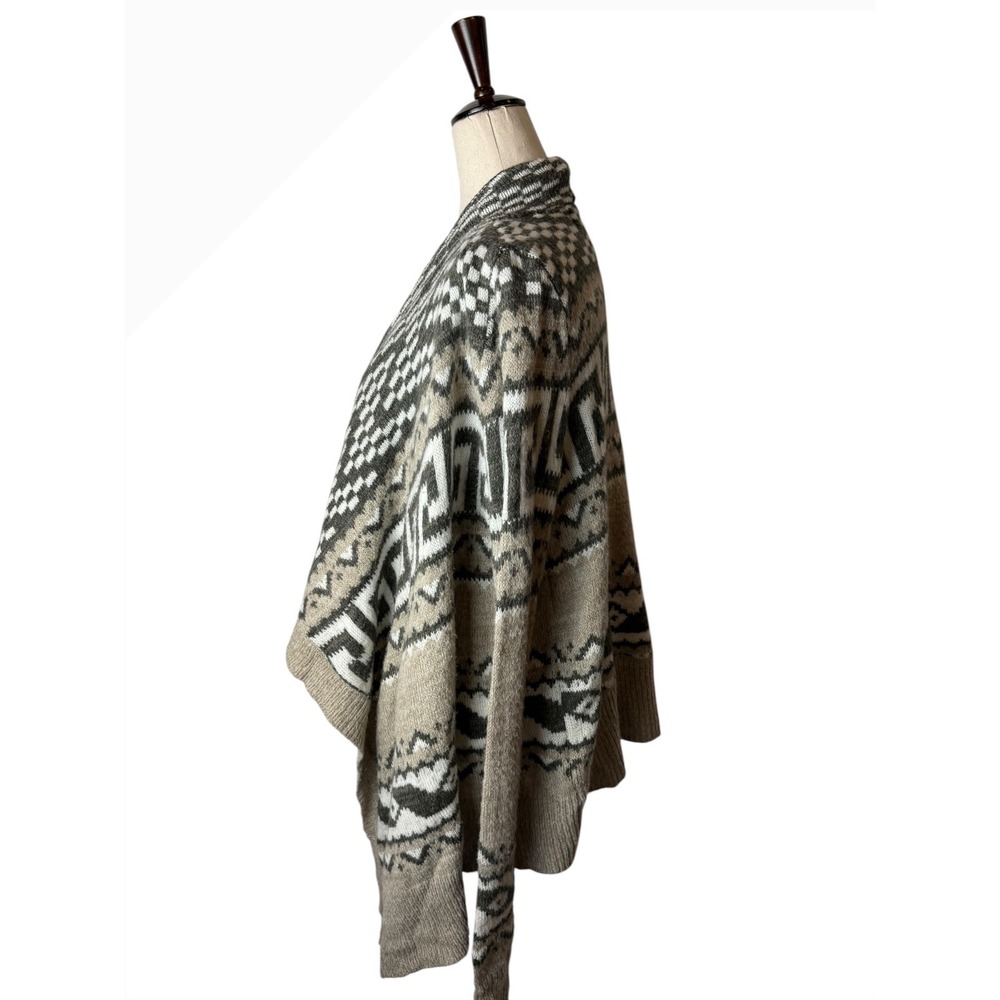Abercrombie & Fitch Cardigan Sweater Women Medium Tan Grey Waterfall Aztec Knit - Picture 5 of 10